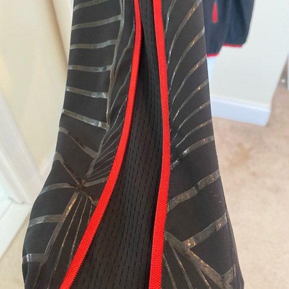 AND1 ❤️🖤🏀 - Picture 4 of 9